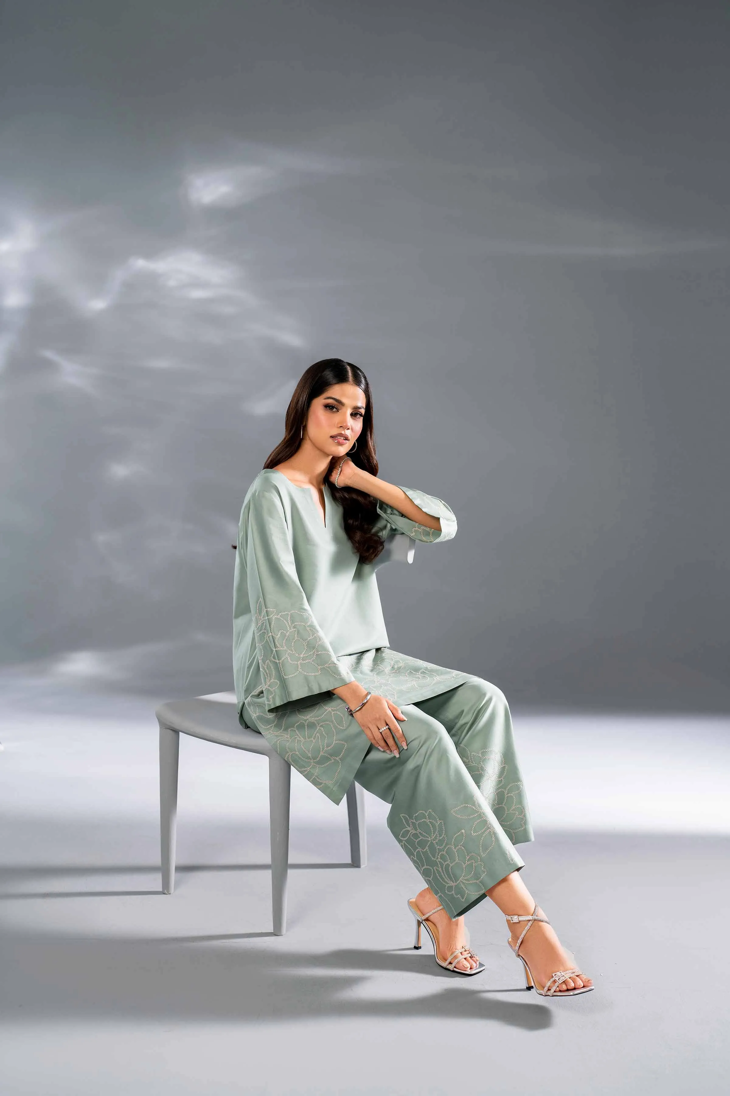 2 Piece - Embroidered Suit - KFW24-112