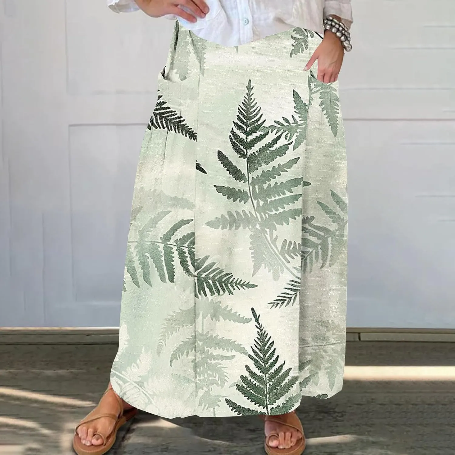 Akklian Flowy Skirts for Women Fashion Boho Floral Print Midi Skirt Flare Pleated Gradient A Line Summer Skirt with Pocket
