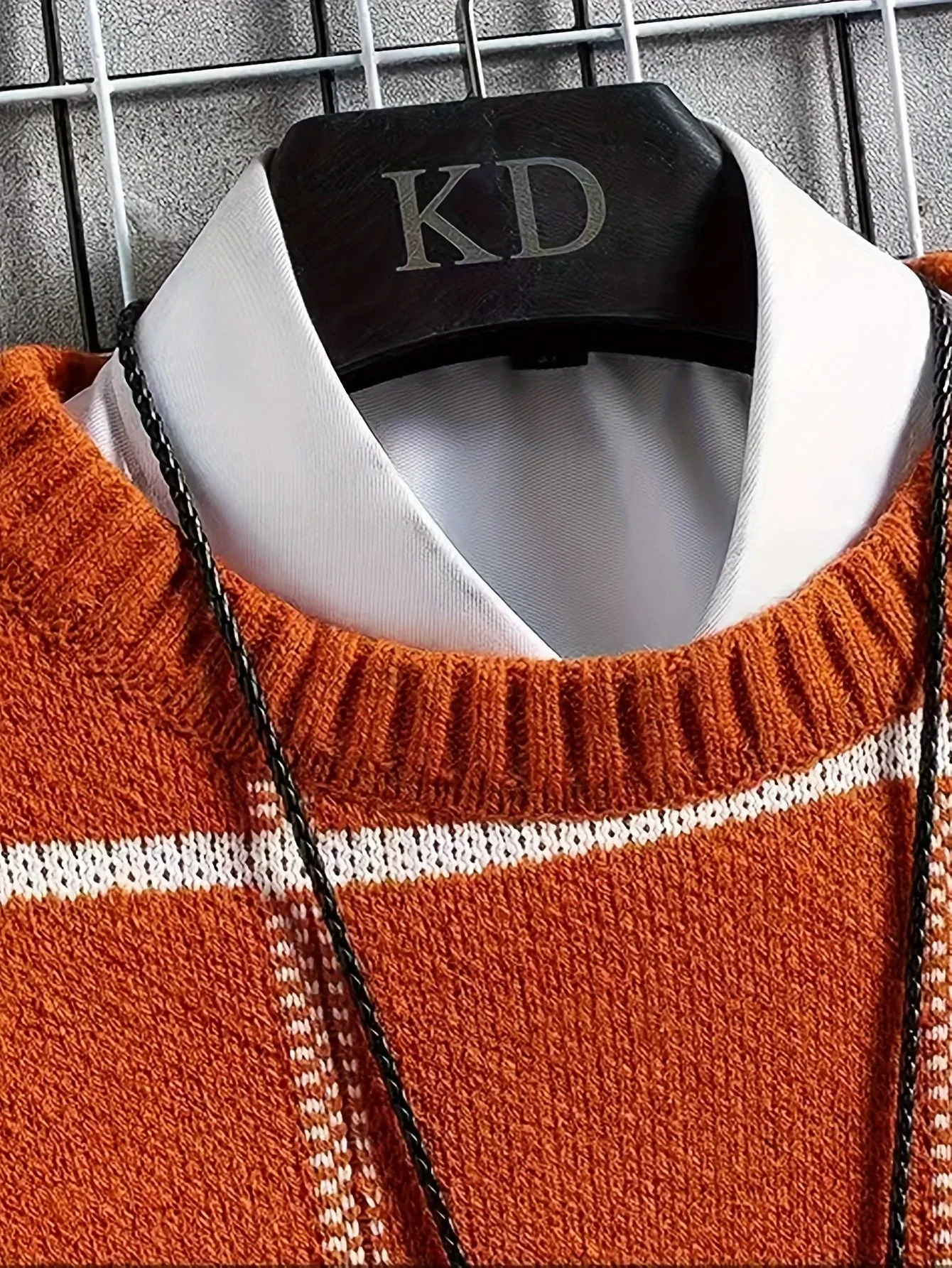 INEVOR | Knitted Mens Sweater with Round Neck