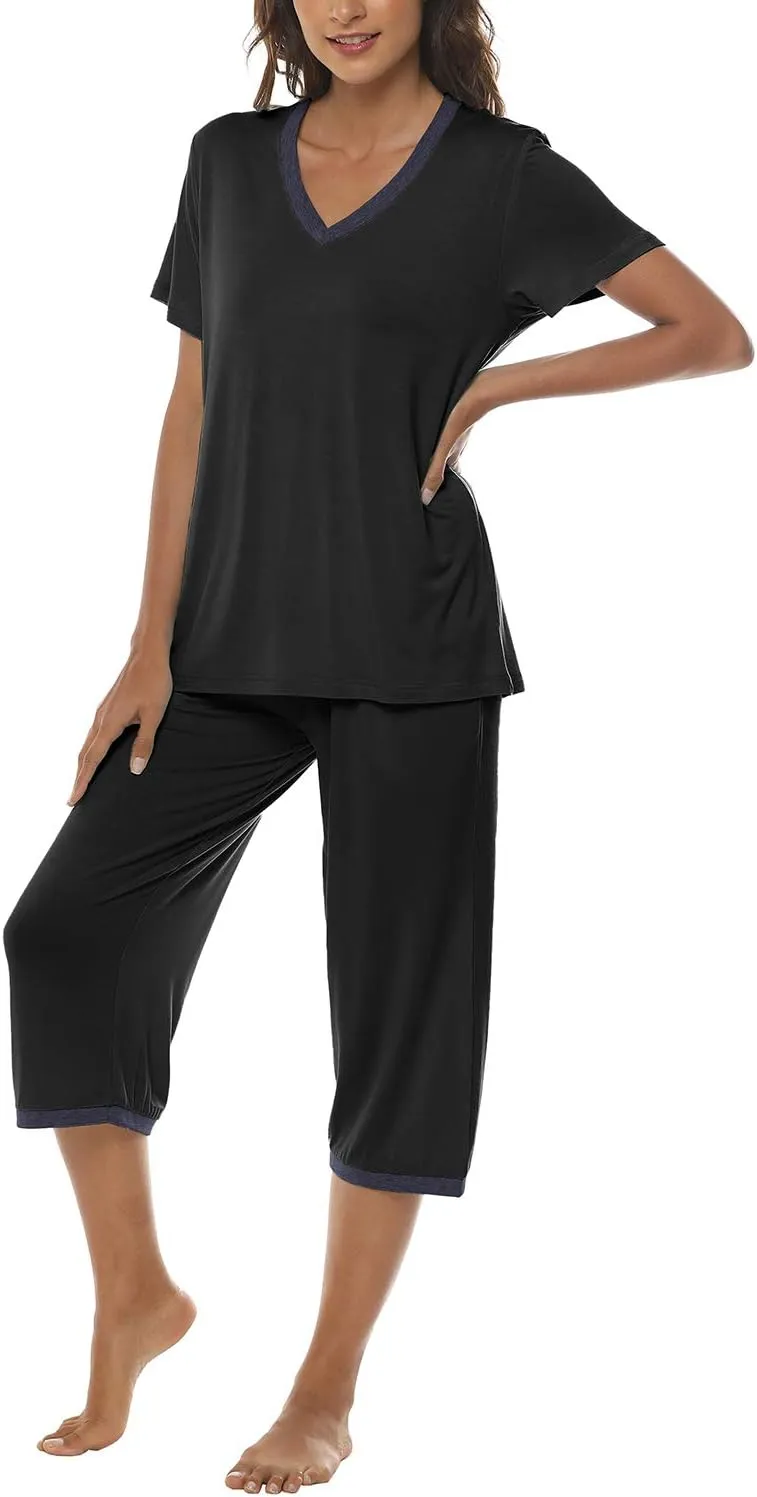 JINSHI Women's Pajamas Set Short Sleeve Top and Capri Pants Lightweight Sleepwear Comfy Pjs Lounge Set with Pockets