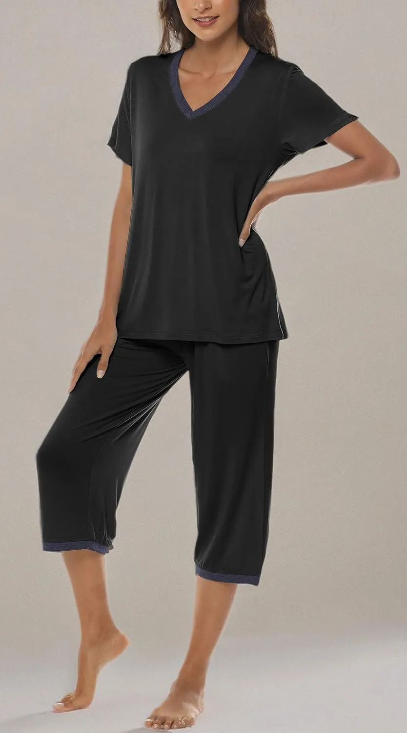 JINSHI Women's Pajamas Set Short Sleeve Top and Capri Pants Lightweight Sleepwear Comfy Pjs Lounge Set with Pockets